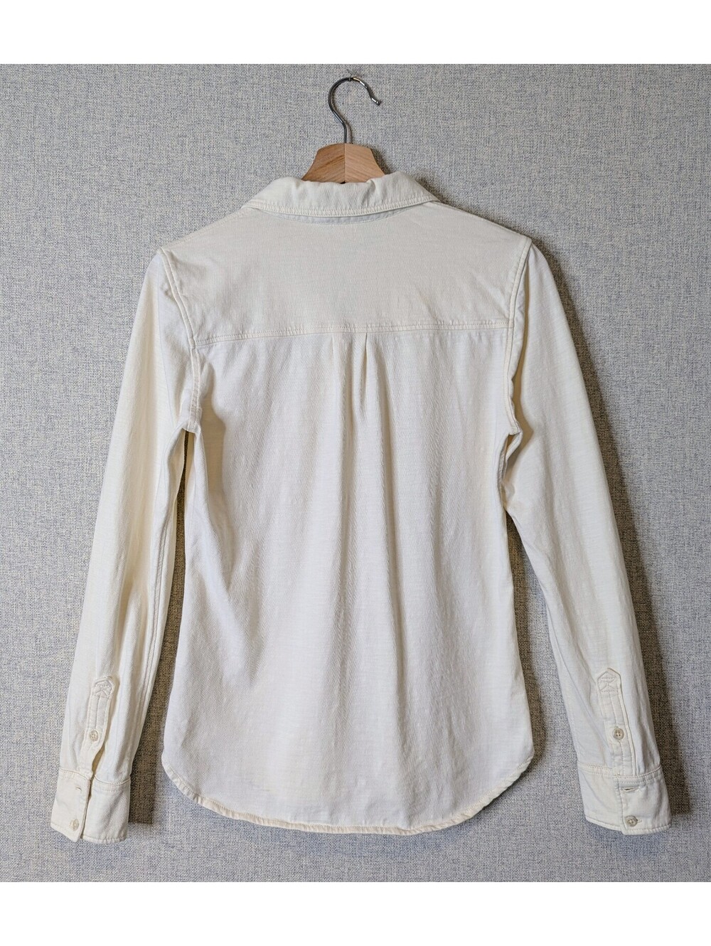 Faherty organic cotton knit button down shirt - Picture 2 of 6